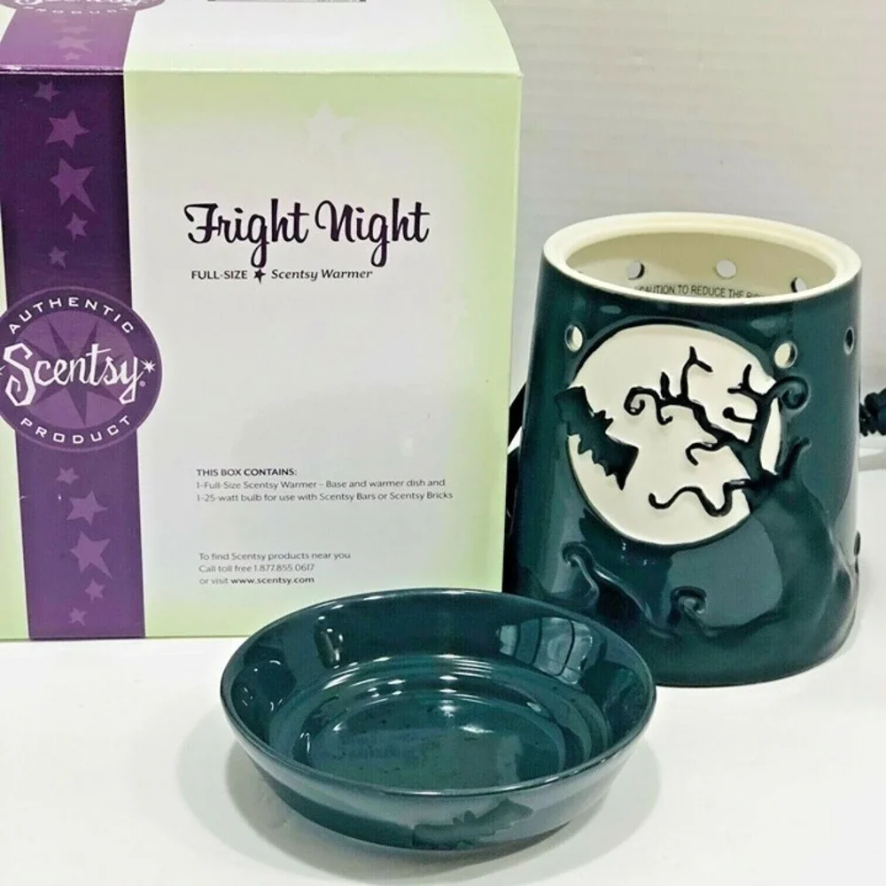 Scentsy FRIGHT NIGHT Halloween Warmer RETIRED 6x6 Full Size Originl Box USA 2010